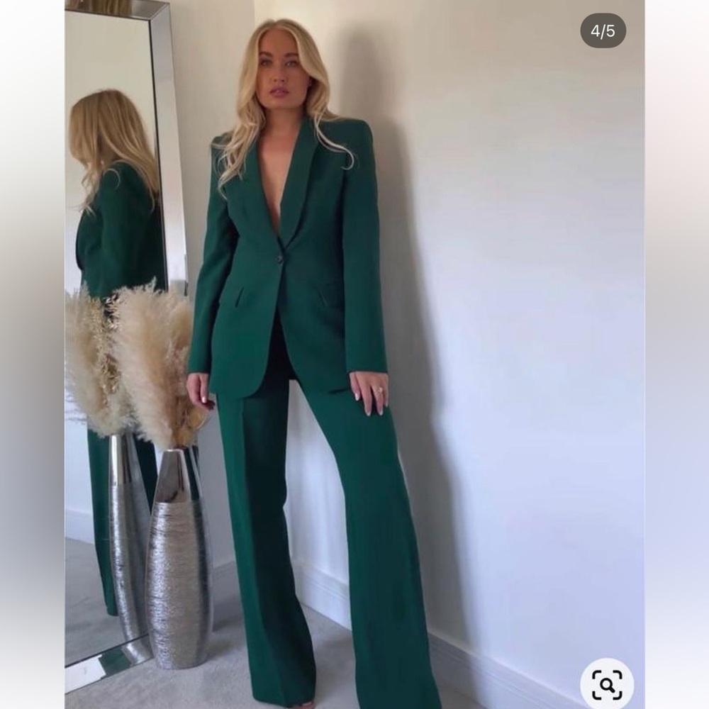 BLOGGER FAVE Zara Emerald Green High-Waisted Flare Pants Chic Tailored Fit
